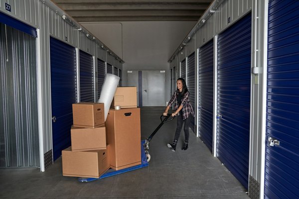 Débarras à nice : vos objets en toute sérénité