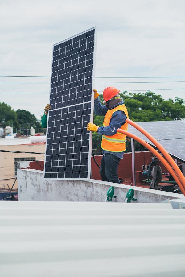Avis sur panneau photovoltaïque : satisfaction client à l'honneur